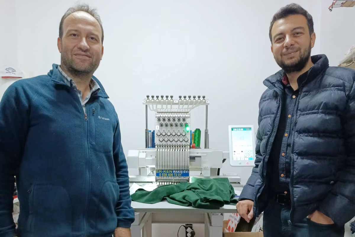 Vente chaude!!! Prix ​​de machine &agrave; broder informatis&eacute; d'usine de Chine &agrave; t&ecirc;te unique fabriqu&eacute; en Chine